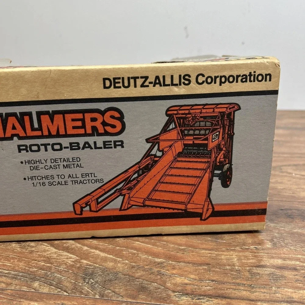 Ertl Allis-Chalmers Roto Baler 1/16 Diecast Orange 1244 1988 USA Special Edition